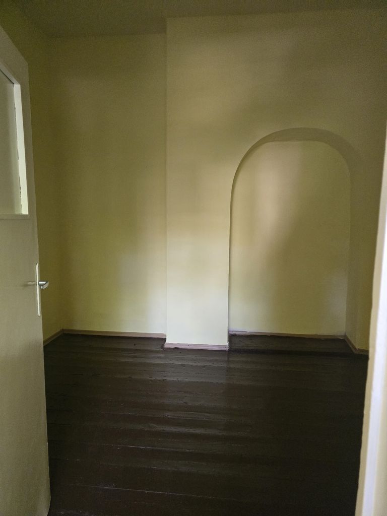 Дава се под наем Офис в Стара Загора, Център - 80 кв.м за 306 € - Снимка #3