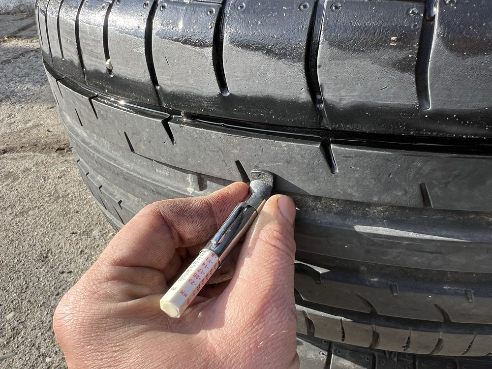 Летни гуми 215/50/18 Falken DOT21 с 7.7 мм грайфер.Цената е за двете .