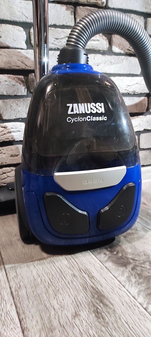 Пылесос ZANUSSI ZAN1940