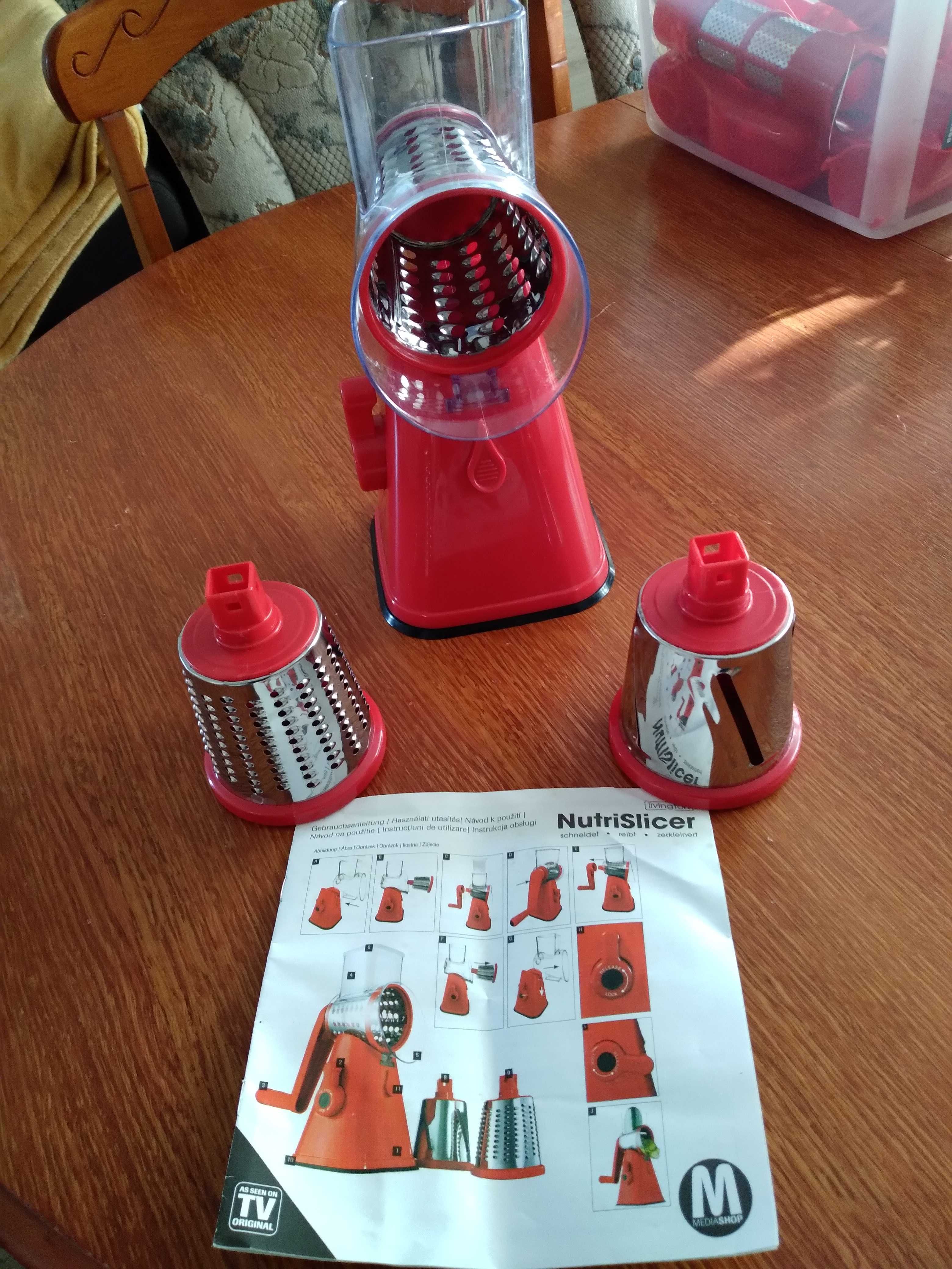 Aparat multifuncțional pentru tocat legume și fructe NUTRISLICER.