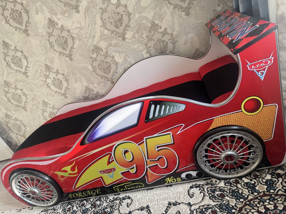 Detski mowinali krovat sotiladi