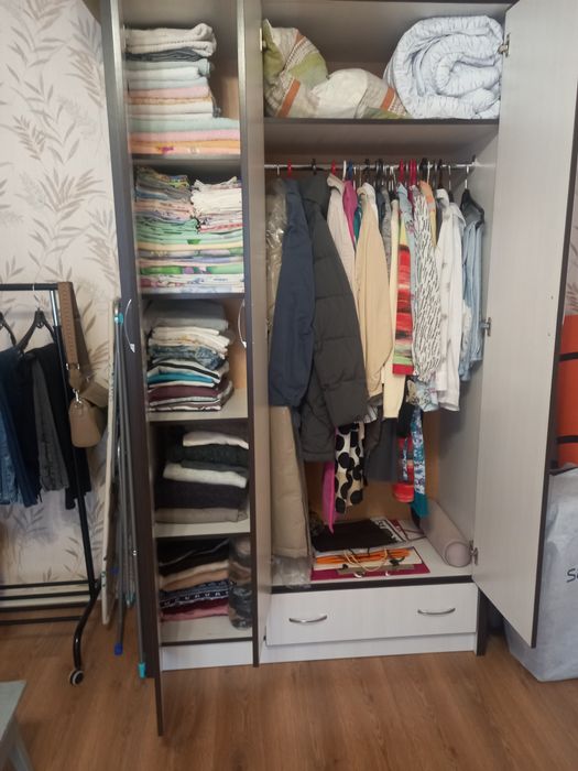 Мебель для  хранения одежды