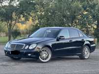 Vând Mercedes E Class W211