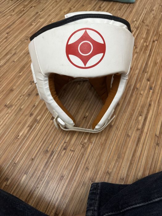 Шлем для киокусинкай каратэ