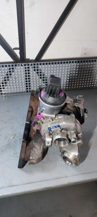 Turbo volkswagen vw pasat b7 2.0 tdi 140 cp CFFB