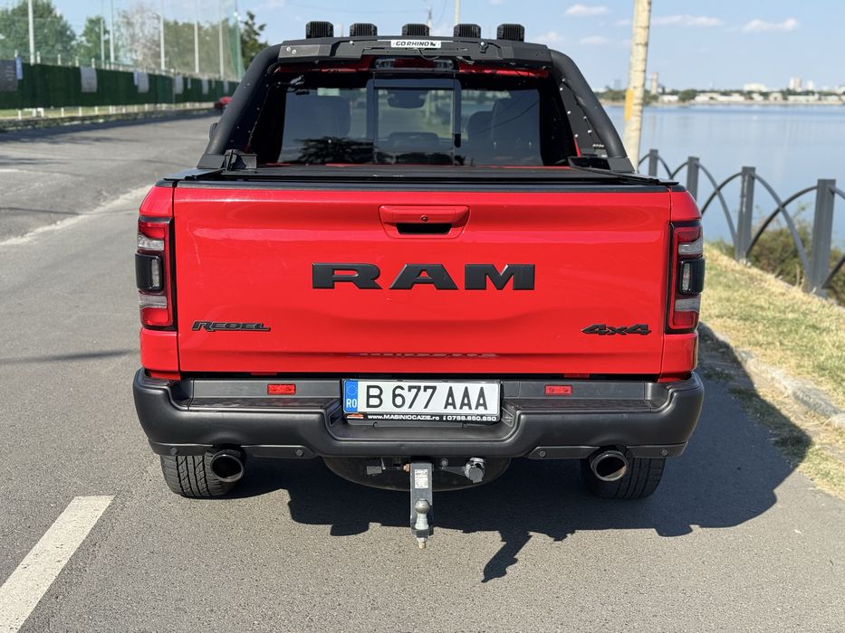 DODGE RAM 1500 2021 5.7