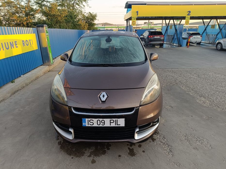Renault Scenic 1.5 diesel din 2012