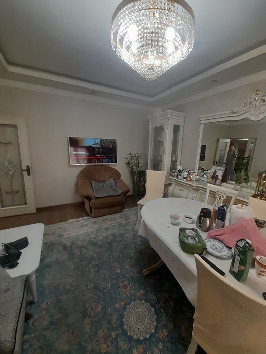 Шикарная 4 комнатная квартира Юнусабад 4 квартал