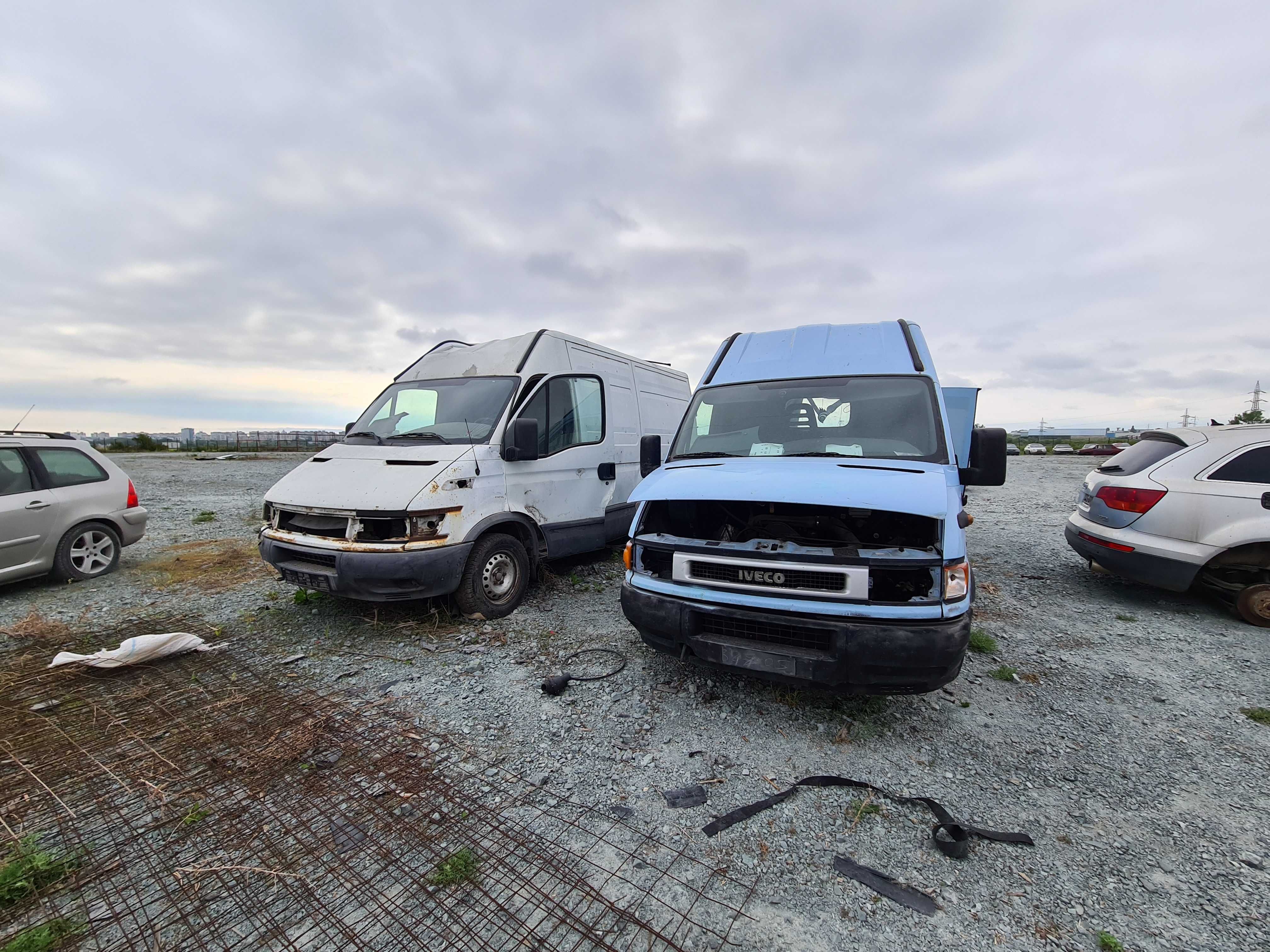 Dezmembrez Iveco Daily