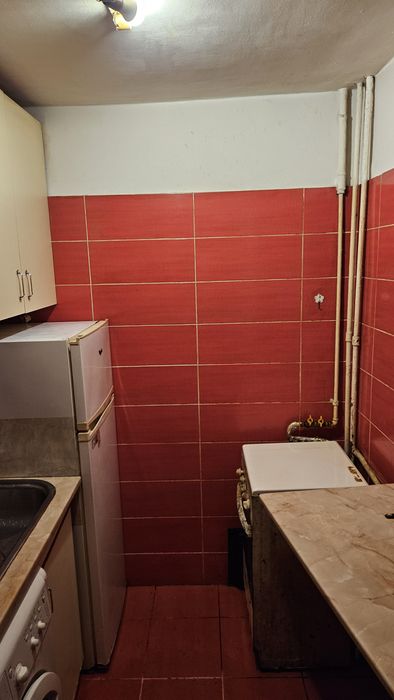 Vand apartament 2 camere Cameliei zona Gostat