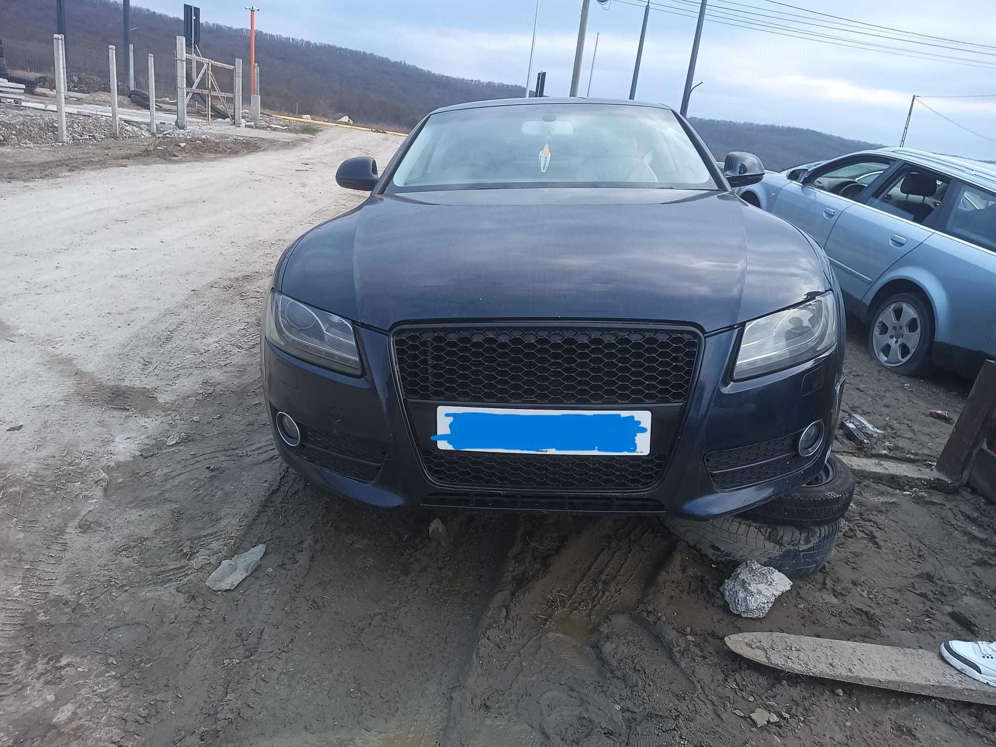 Dezmembrez Audi a5 an 2009 2.7 tdi cod motor CANC