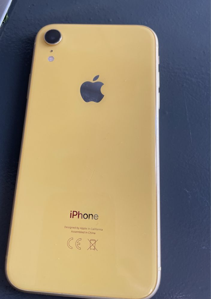 IPhone XR IPhone XR ~ Yellow ~ 64Gb