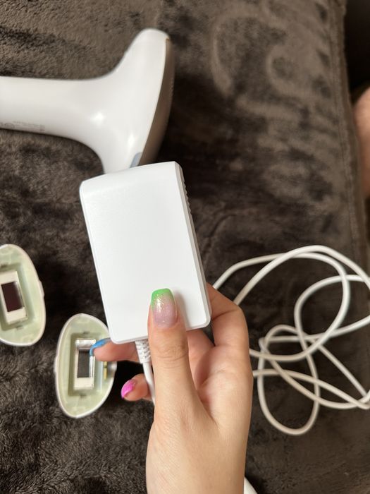 Фотоепилатор IPL Philips Lumea Advanced SC1998/00