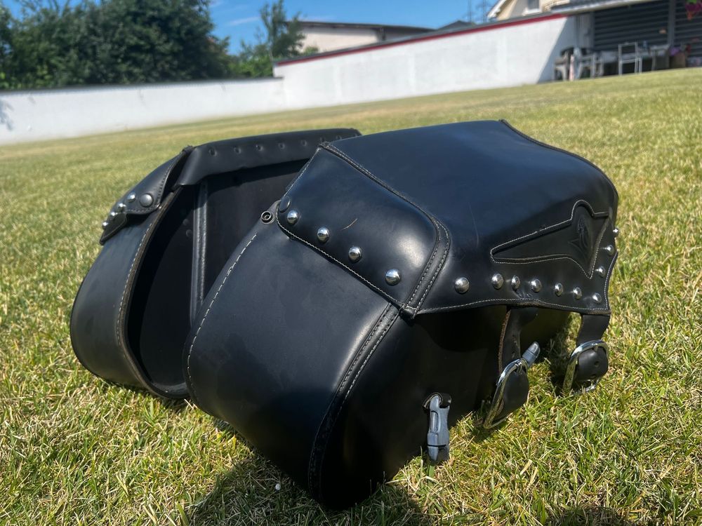 Coburi originale din piele Kawasaki Vulcan VN900 - genti laterale
