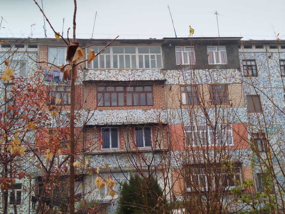 продаются квартиры двухкомнатные в  гульбахор