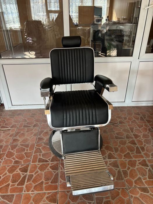 Кресло барбера новое