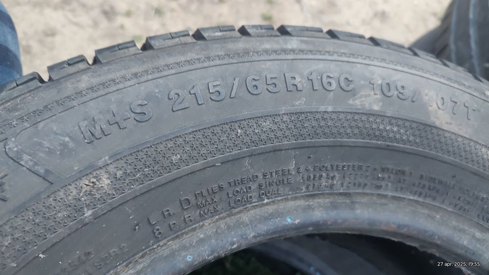 Vând 2 C-uri Kumho 195 55 R16