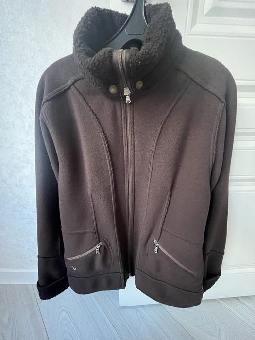 Продам верхнюю одежду