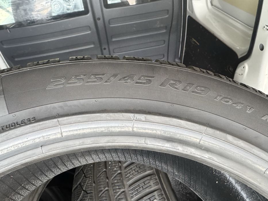 Гуми 255/45/19 дот 3120 pireli p zero 4 бр