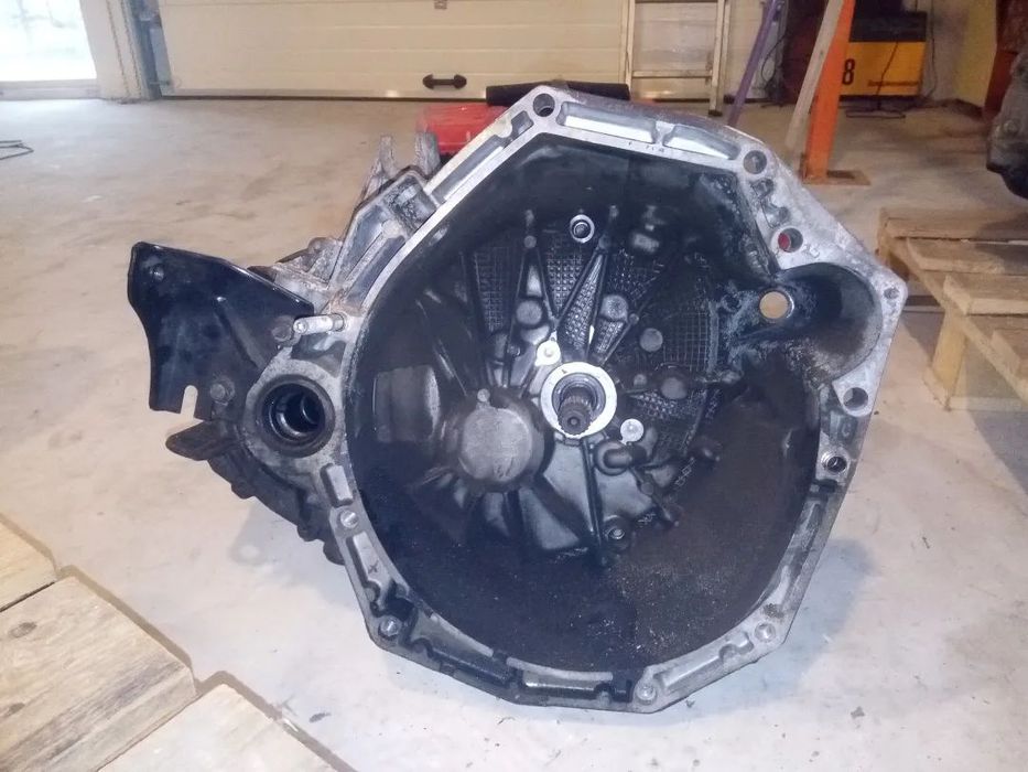 Cutie viteze Renault 1.5 dci 1.9 dci 6+1 euro 4 7701700551 Megane Clio Scenic