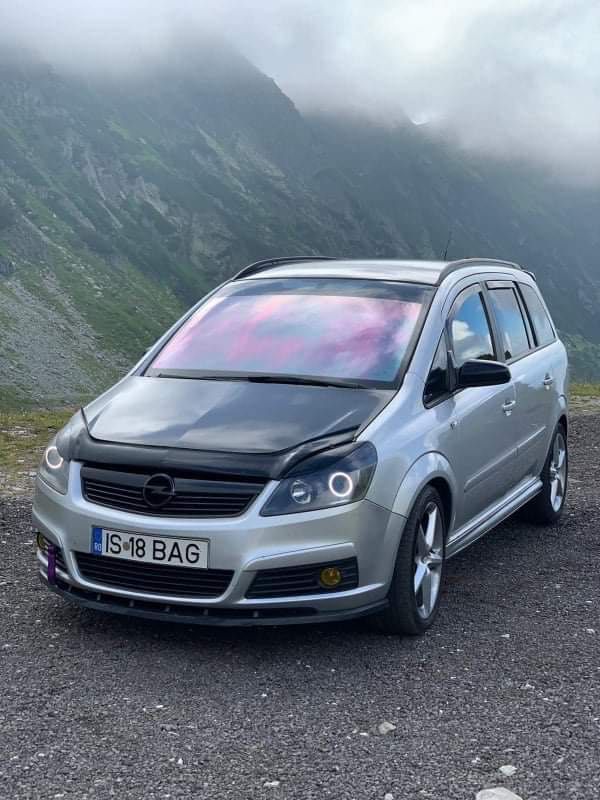 Opel zafira 2008