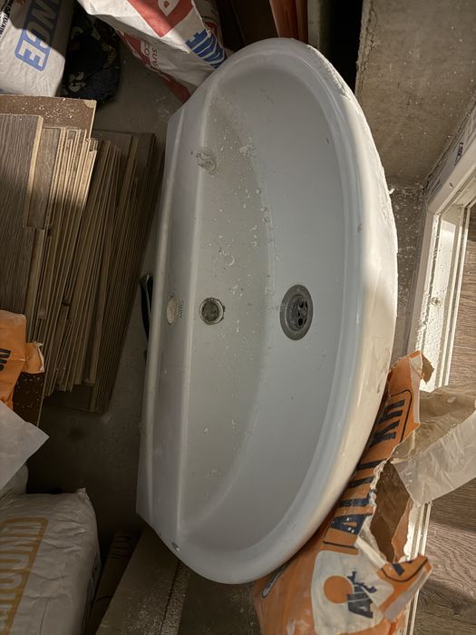 Раковина б/у без постамента 6000 тыс