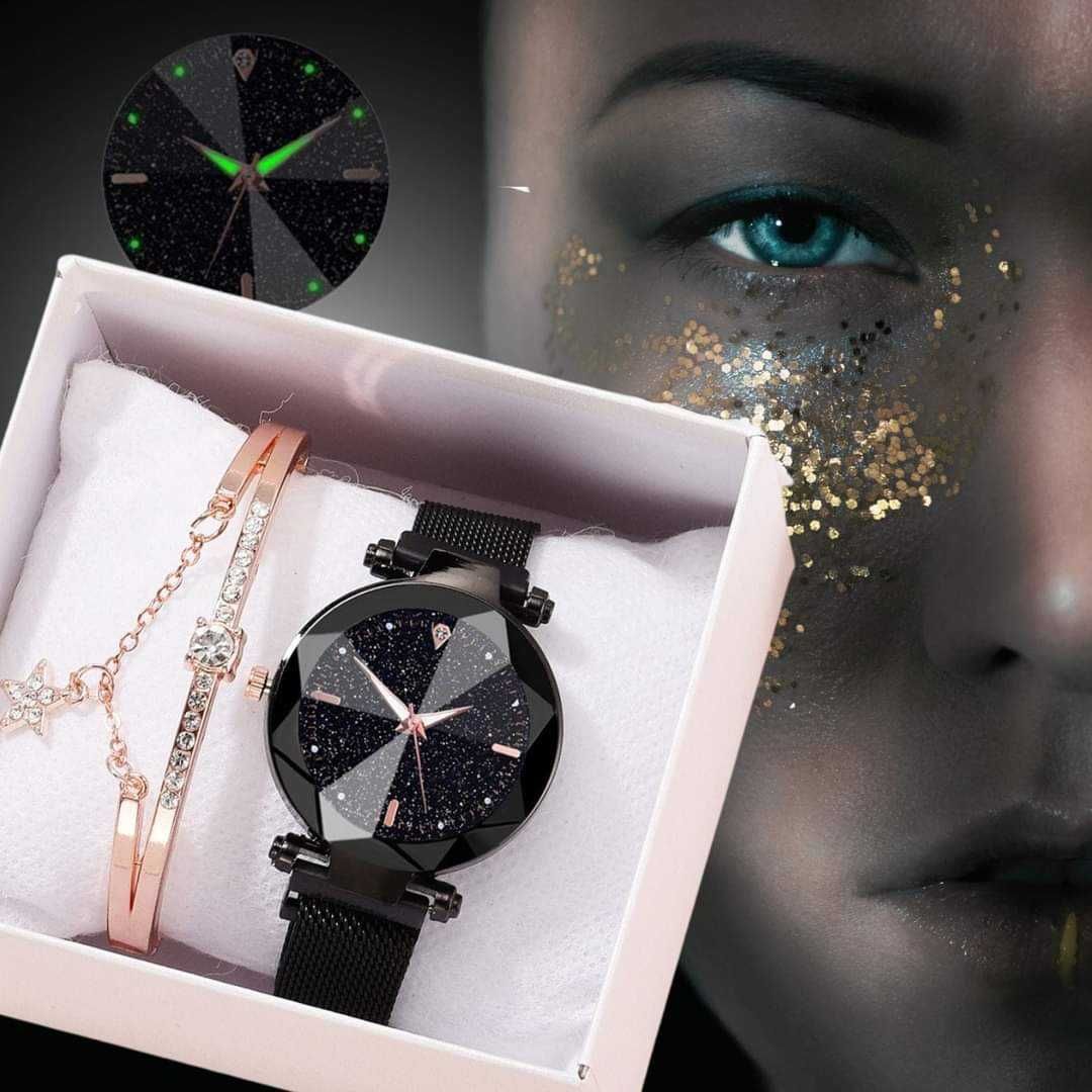 Луксозен дамски часовник тип гривна "звездно небе"
