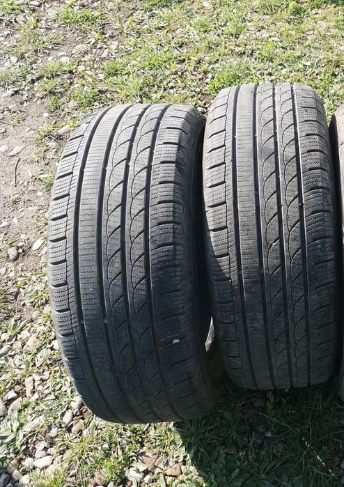 2 x Anvelope Iarna 235 60 16