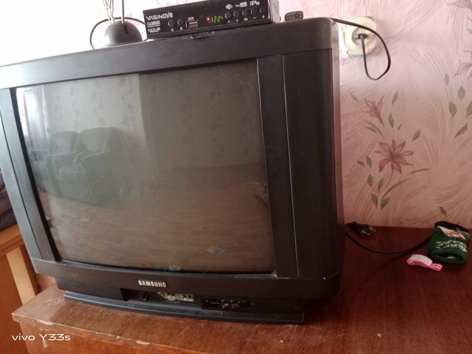 Продаётся телевизор на запчасти