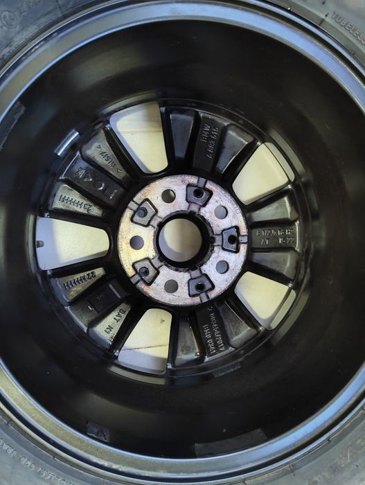 Jante BMW 16" cu anvelope Bridgestone