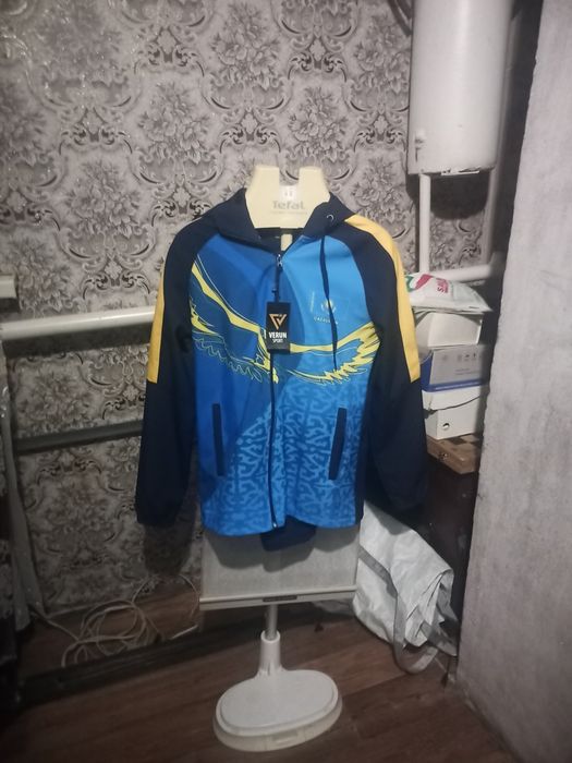 Спортивный костюм новый и б.у.