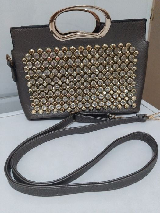 Продам женскую сумку