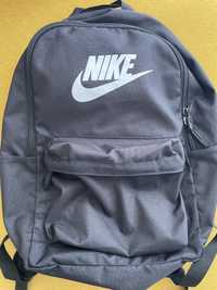 Vand rucsac Nike