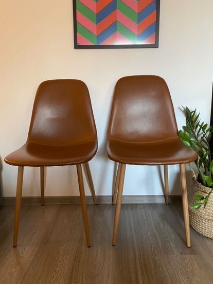 Scaun piele si lemn JYSK