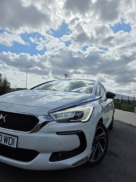 Vând Citroen DS5!!