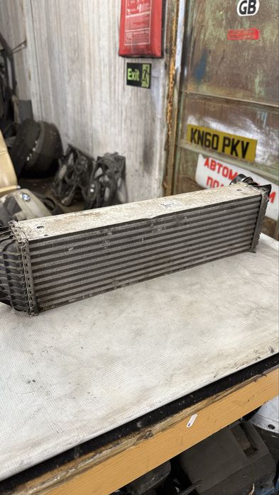 Интеркулер За БМВ 5 7 Серия F10 F11 F01 F07 Intercooler