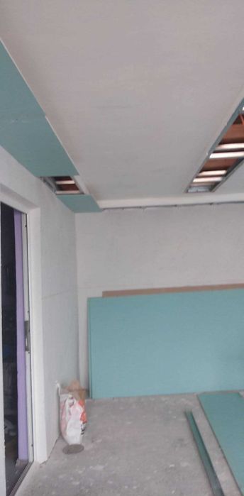 Fac lucrări doar în Arad gresie faianță Black Friday