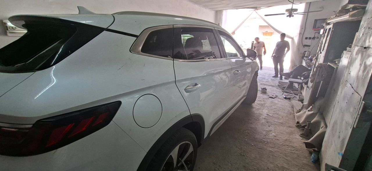 Продаётся BYD SONG plus