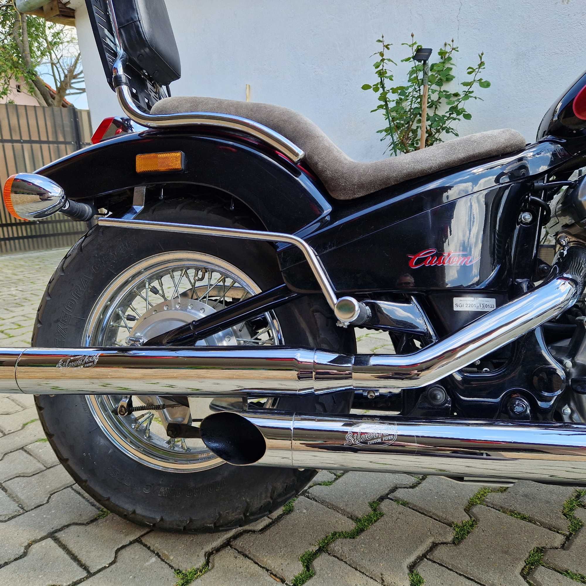 Honda Shadow  600 7275 km