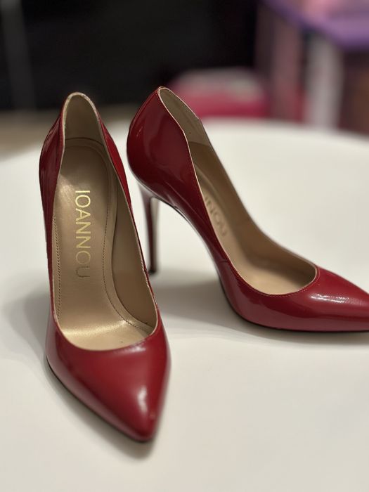 Pantofi de piele naturala noi 36