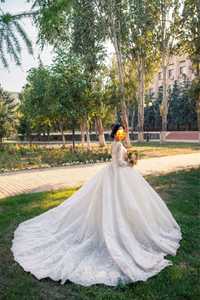 Продам роскошное свадебное платье