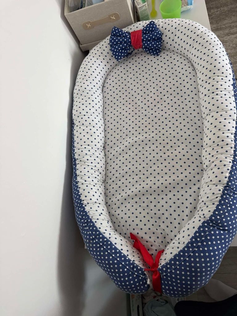 Baby nest bebeluși