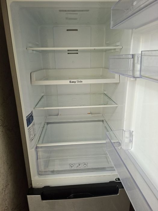 Samsung haladelnik sotiladi narhini kelishamiz