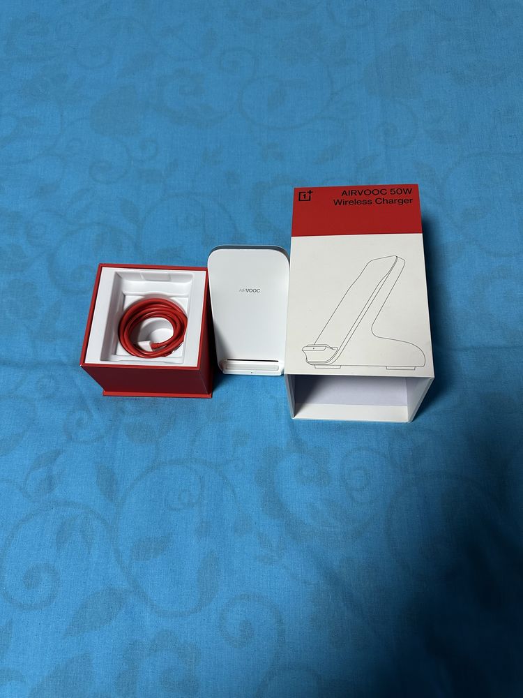 Беэжично зарядно Airvooc 50w
