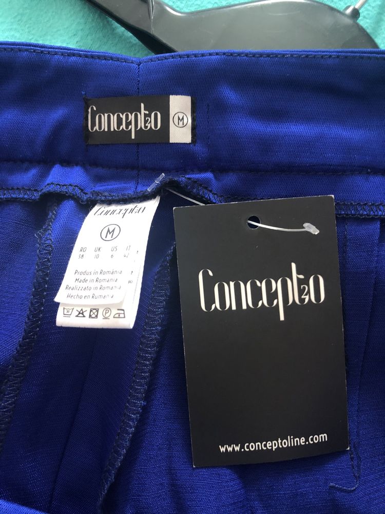 Vand pantaloni eleganti de fete  noi cu eticheta marimea S-M