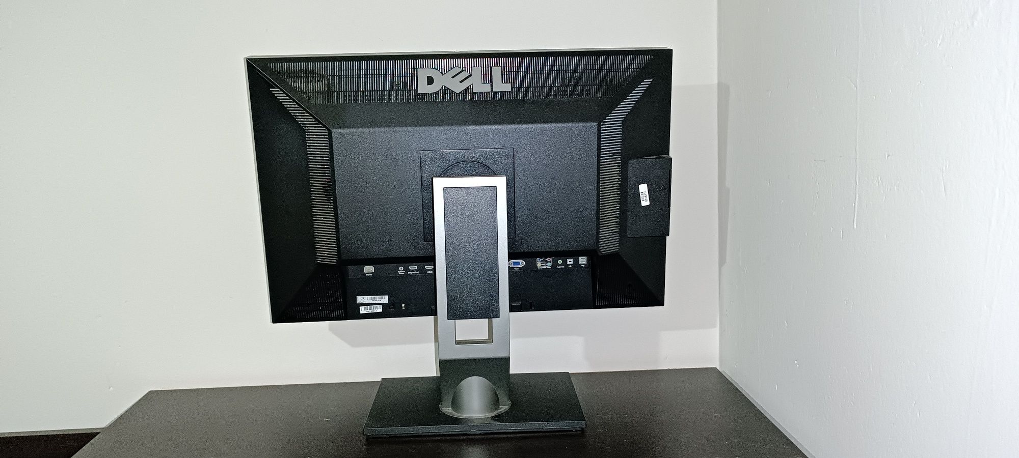 Монитор Dell P2410