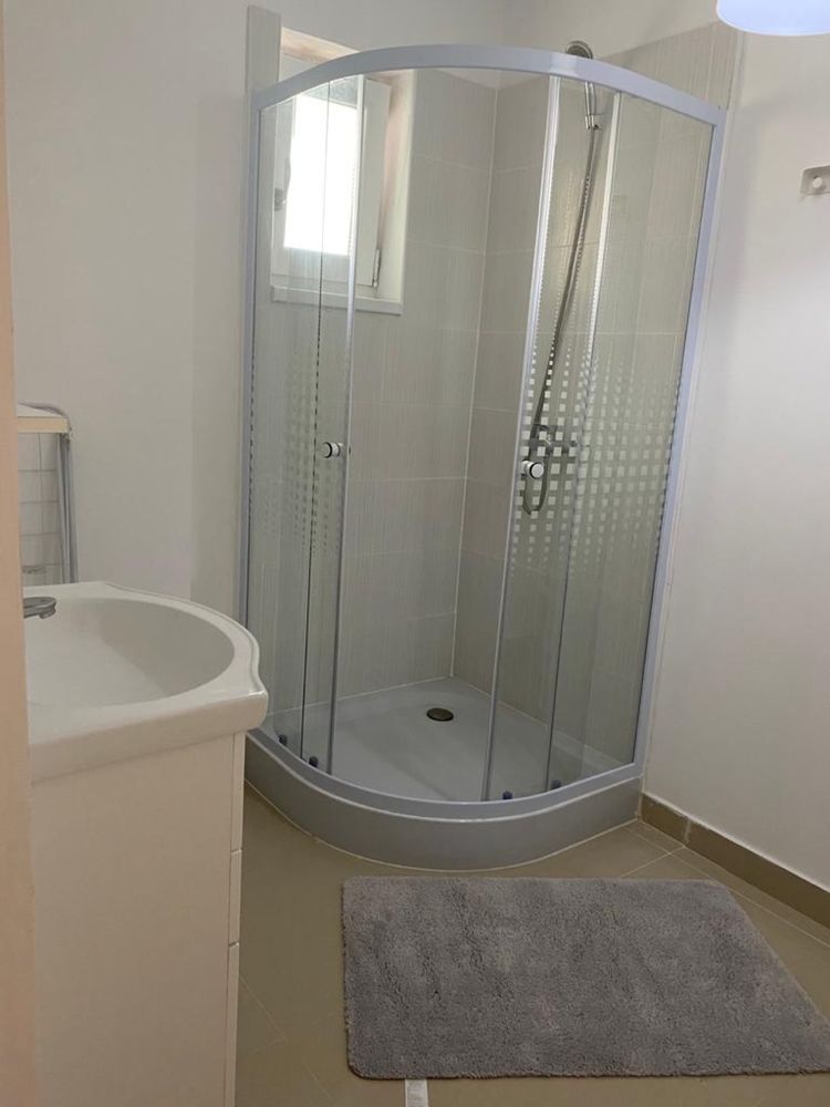 Vand / Inchiriez apartament in prima linie la Promenada