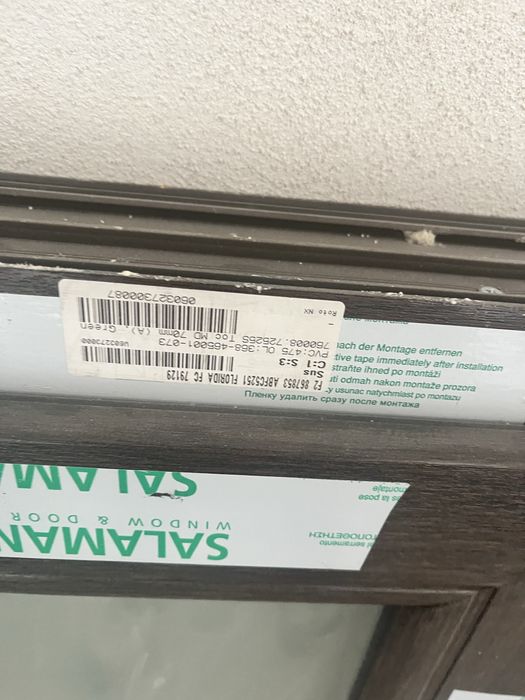 Vand geam de baie, tamplarie salamander ch 3 foi de sticla, mat