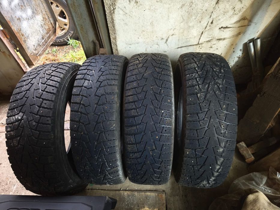 Шины зимние б/у, 235/70 R16, 35000(торг)