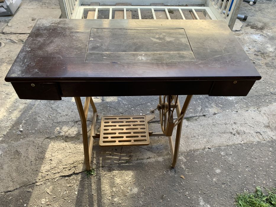 Masina de cusut Ileana